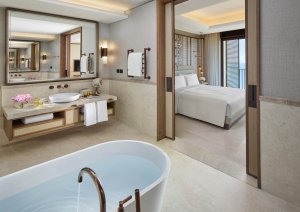 Mandarin Oriental Muscat – exklusives Luxushotel in Oman mit eleganter Architektur, erstklassigem Service und traumhafter Lage am Arabischen Meer, ideal für anspruchsvolle Reisende.