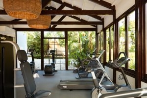 Fitness mit großen Fenstern im Luxushotel Andalusien Marbella Club Hotel Golfresort & Spa Spanien 