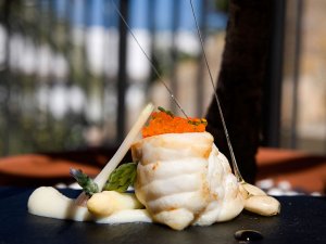 Fine Dining im Restaurant des Luxushotel Ibiza Mirador de Dalt Vila Spanien Balearen