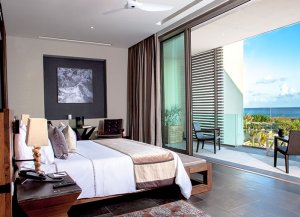 luxus schlafzimmer mit meerblick im nizuc resort in cancun mexiko