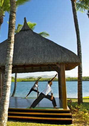 entspannung im yoga pavillion im one and only le saint geran resort auf mauritius