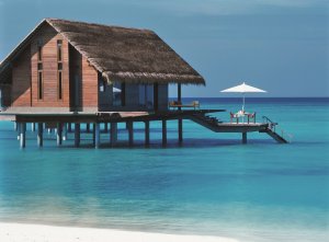 romantische wasservilla auf den malediven im one & only reethi rah