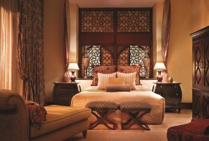 luxus schlafzimmer einer villa im One and Only Royal Mirage Residence & Spa in dubai