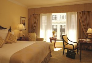 romantisches schlafzimmer ritz carlton in den usa kalifornien san francisco  