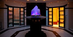 Oesterreich  Steiermark Schloss Hotel Pichlarn SPA und Golf Resort grosser Wellnessbereich mit Sauna 