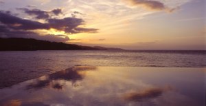wunderschöner infinity pool im round hill hotel & villas in der karibik jamaika montego bay