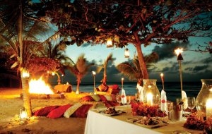 traumhaftes bbq unter freiem himmel auf der richard bransons necker island in der karibik british virgin islands 