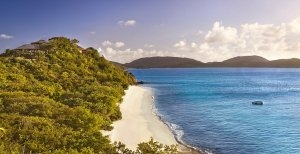 traumstrand auf der richard bransons necker island in der karibik british virgin islands 