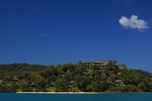 in die natur eingebettetes luxus resort six senses yao noi bei phuket thailand