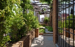 penthouse terrasse mit ausblick im greenwich luxus hotel in tribeca manhattan new york city usa