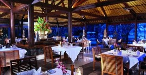 romantisches abendessen im The Oberoi Lombok in indonesien