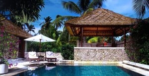 luxuriöser privater pool einer villa im The Oberoi Lombok in indonesien