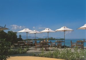 paradisischer meerblick vom restaurant im the oberoi auf mauritius