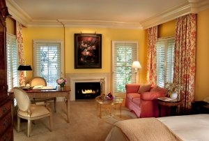 romantisches schlafzimmer im the peninsula beverly hills luxus hotel in los angeles kalifornien amerika