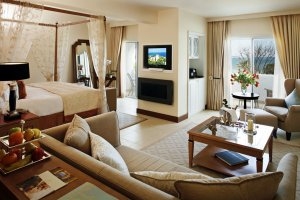 traumhafte luxus suite im vila vita parc resort in der algarve portugal