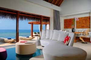Wohnbereich der Kategorie Wow Ocean Escape im w maldives resort im ari atoll malediven im indischen ozean